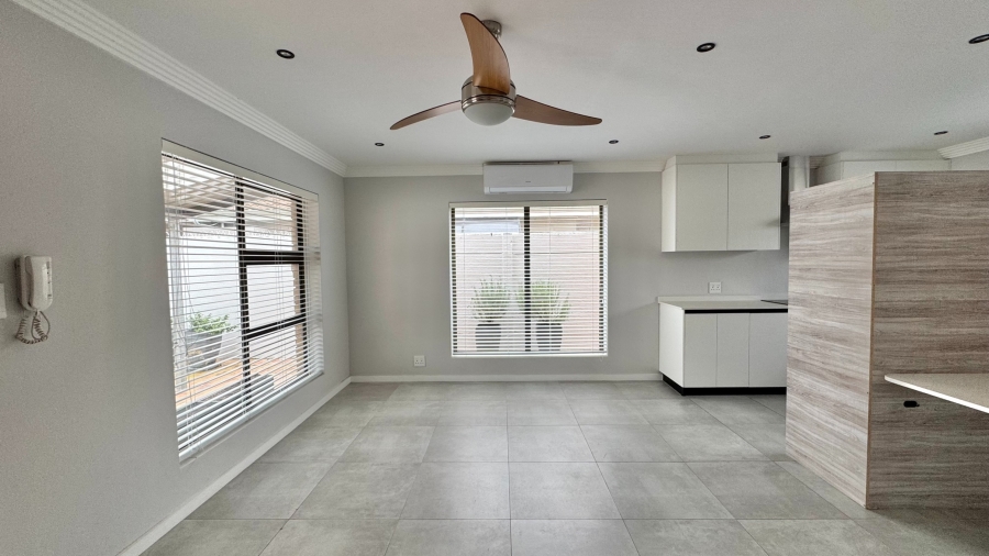 1 Bedroom Property for Sale in Strand North Western Cape